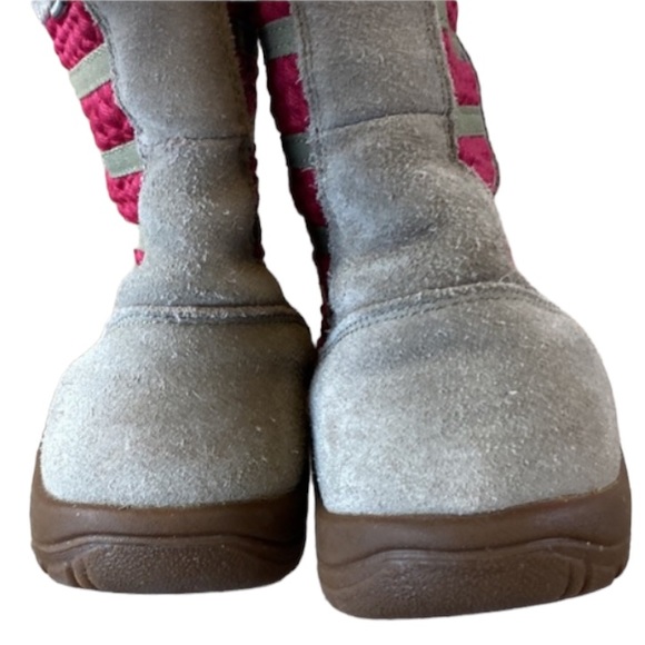 KEEN Wapato Waterproof Faux Fur Winter Boots - Picture 7 of 12